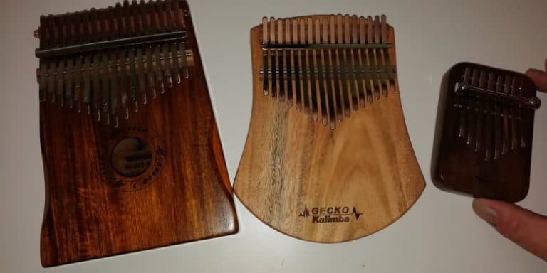 How to Hold a Kalimba